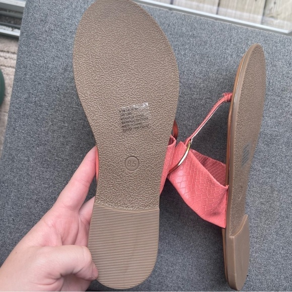 Women’s Liz Claiborne slide on sandal - Picture 7 of 7